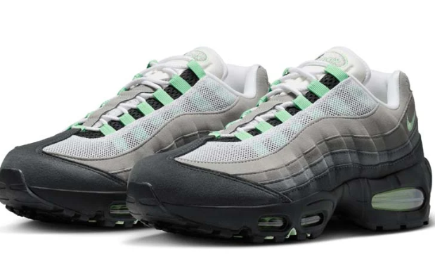 Nike Air Max 95 OG Women's - Black & Fresh Mint