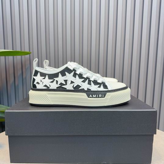 AMIRI Star Detail Low-Top Sneakers – Black & White