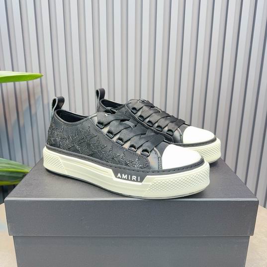 AMIRI Star Detail Low-Top Sneakers – Black & Cream