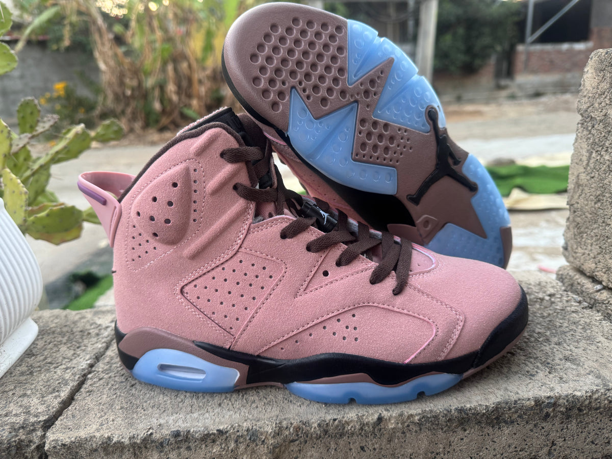 Air Jordan 6 Dusty Pink & Blue Sneakers